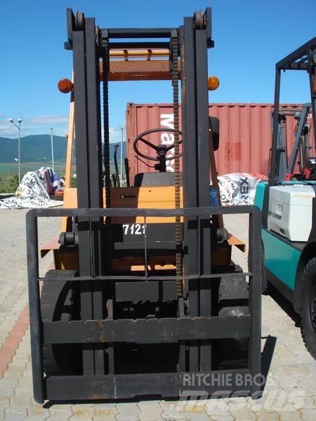 Komatsu FG25L-7 Muut haarukkatrukit