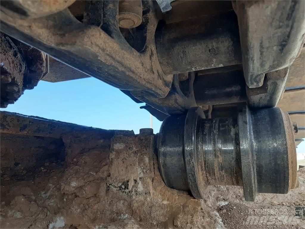 Komatsu PC450LC-7K Telakaivukoneet