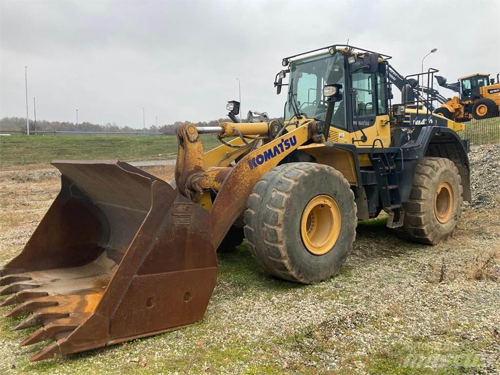 Komatsu WA 470-7 Pyöräkuormaajat