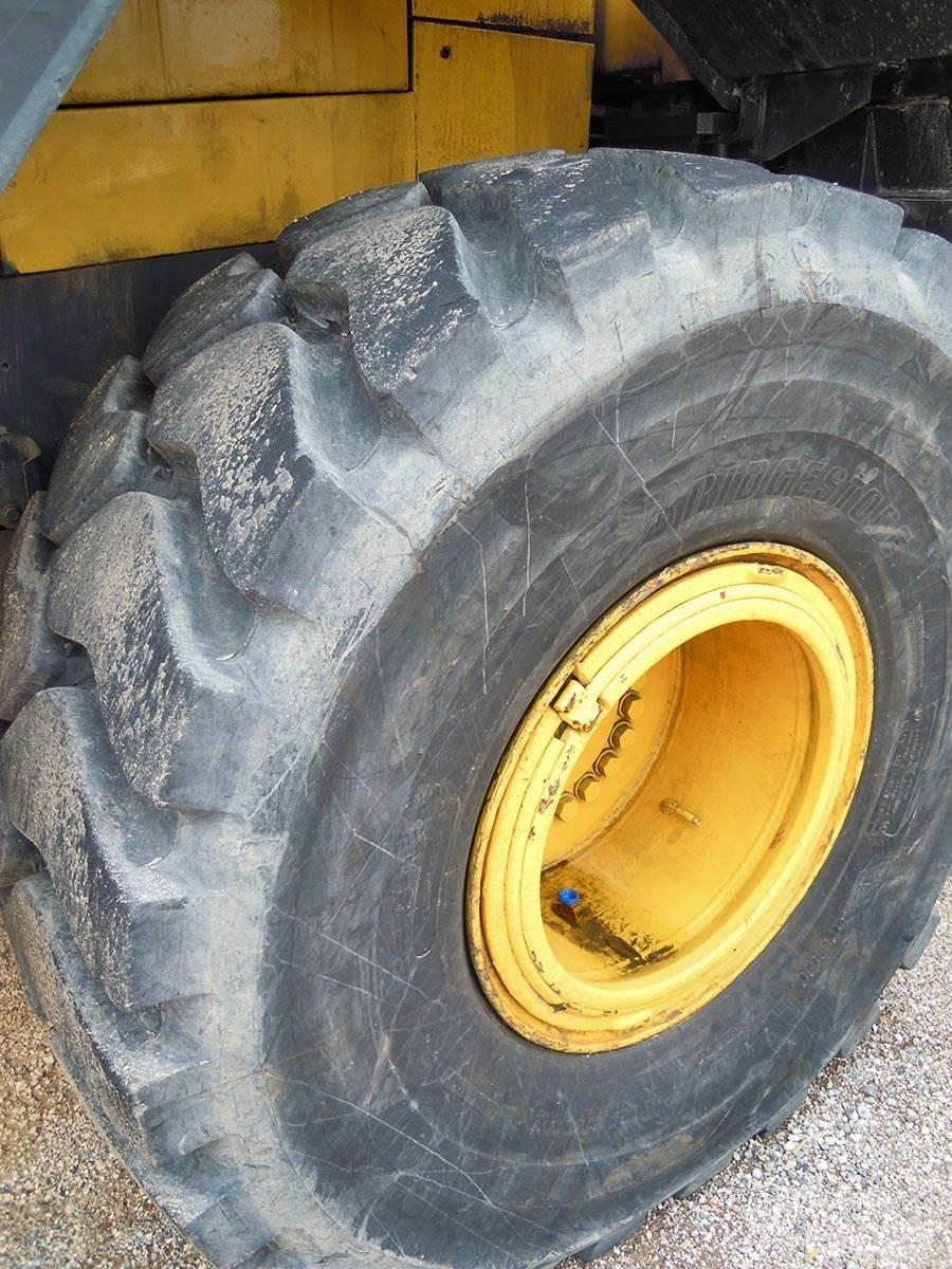Komatsu WA430- 6E0 Pyöräkuormaajat