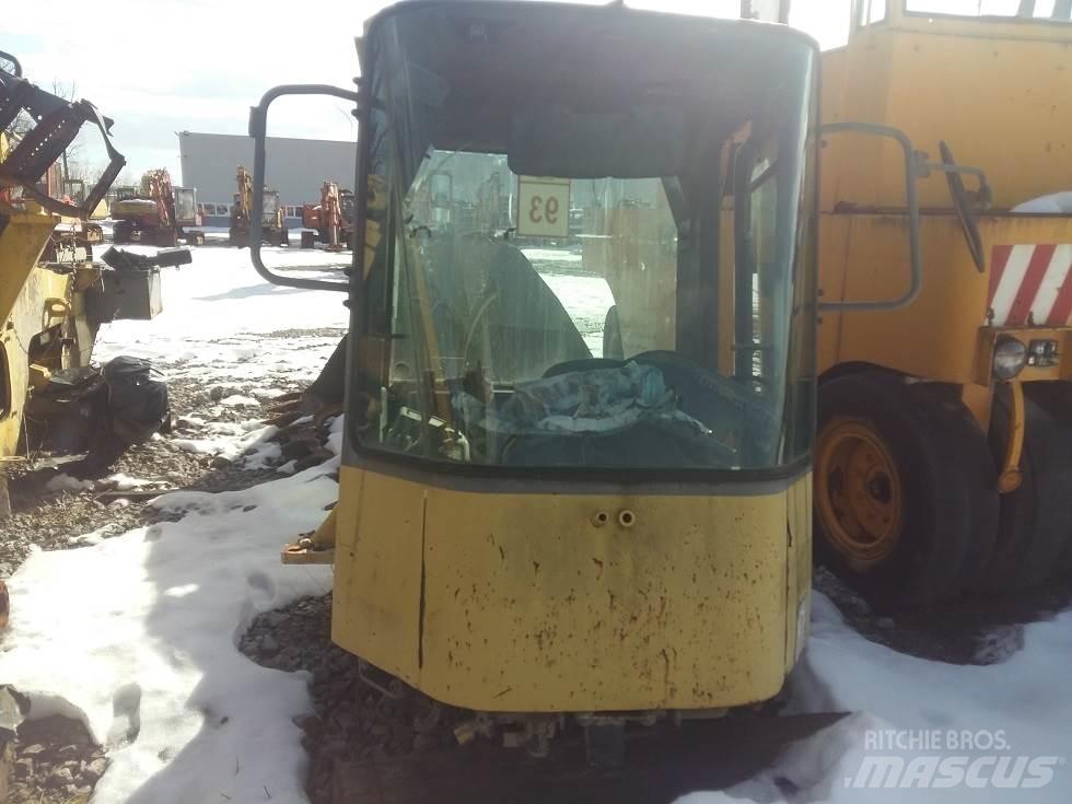 Komatsu WA470 Muut