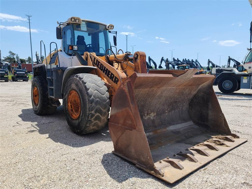 Liebherr L566 Pyöräkuormaajat