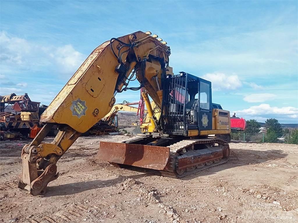 Liebherr R934 BT Telakaivukoneet