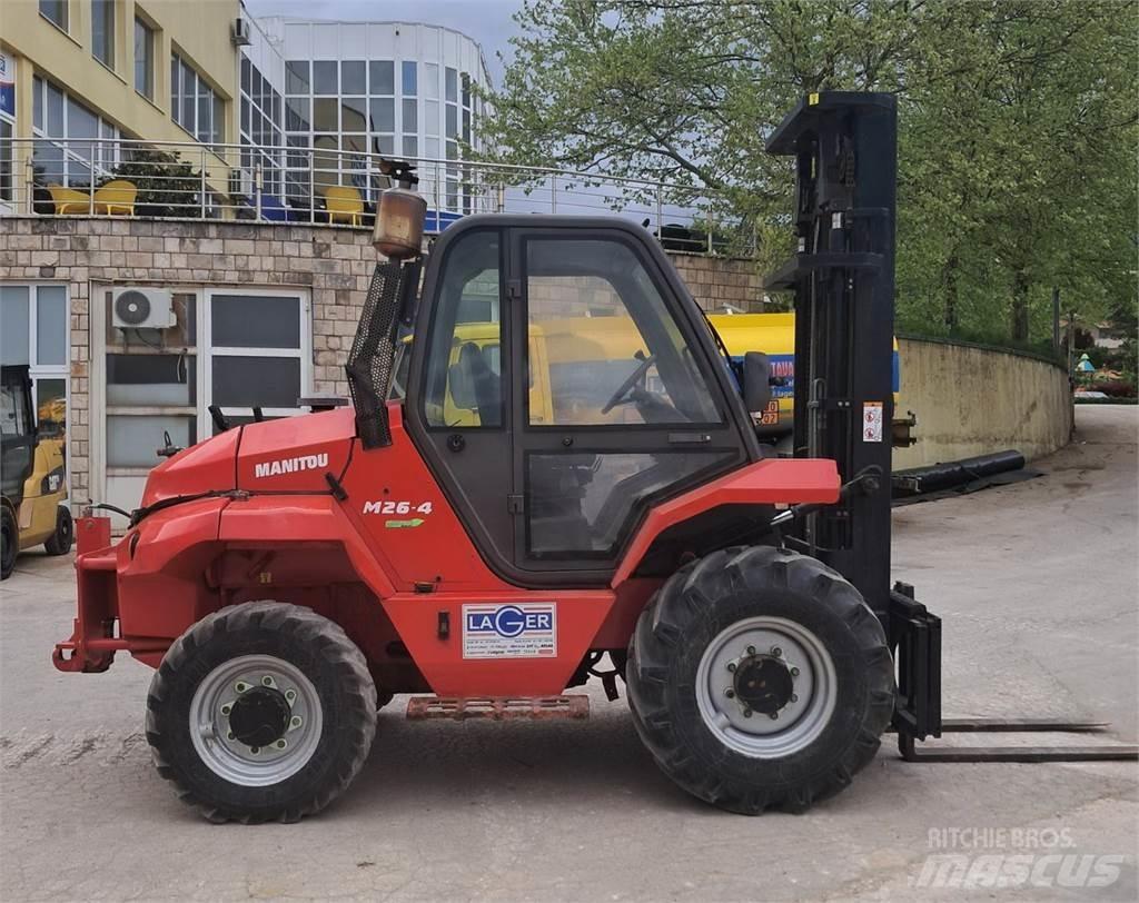 Manitou M26 - 4 Dieseltrukit
