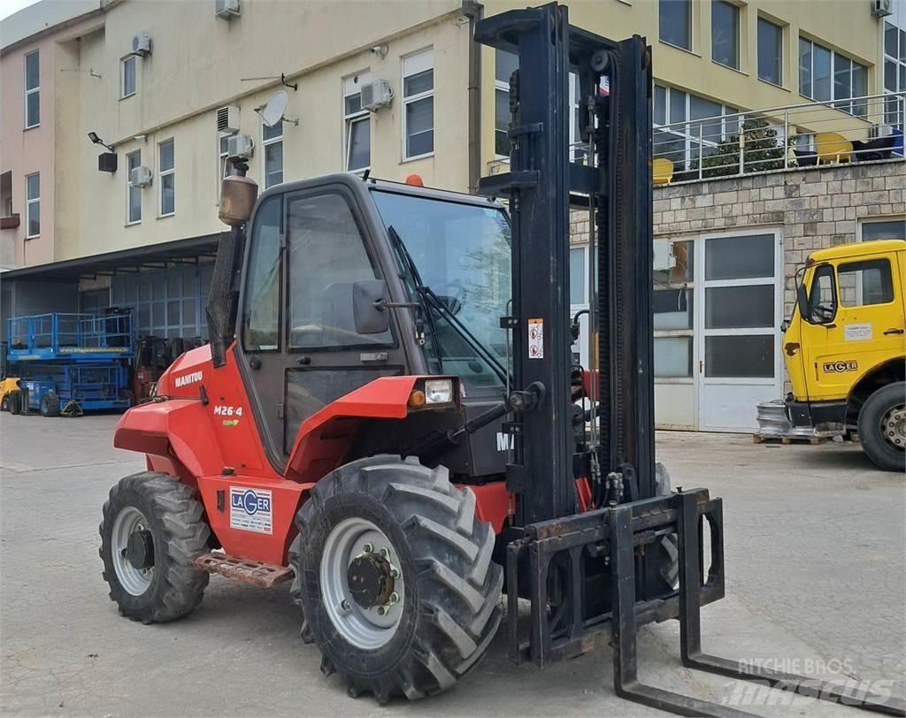 Manitou M26 - 4 Dieseltrukit