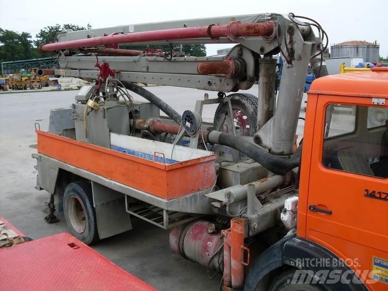 Mercedes-Benz 1113 Betonipumppuautot