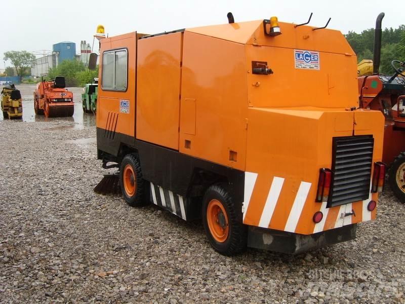 Mfh 2100D Lakaisuautot