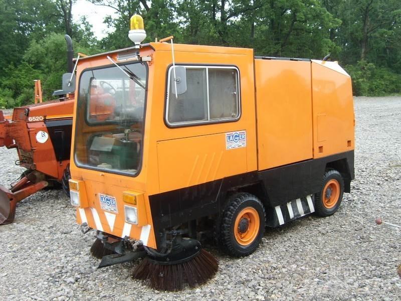 Mfh 2100D Lakaisuautot