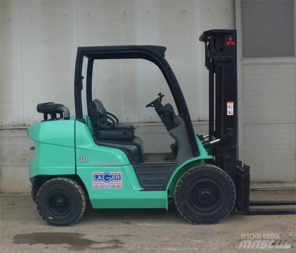 Mitsubishi FD40N Dieseltrukit