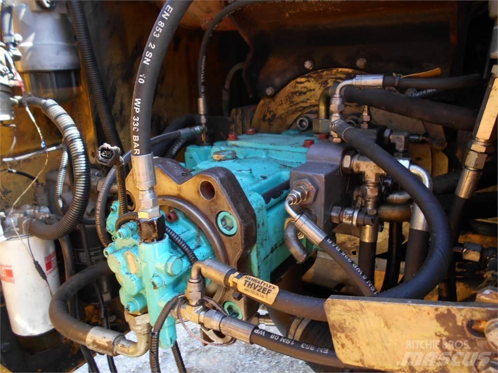 New Holland E385EL Telakaivukoneet