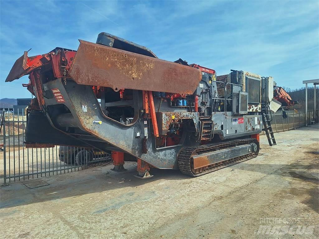 Sandvik QI 240 Mobiilimurskaimet