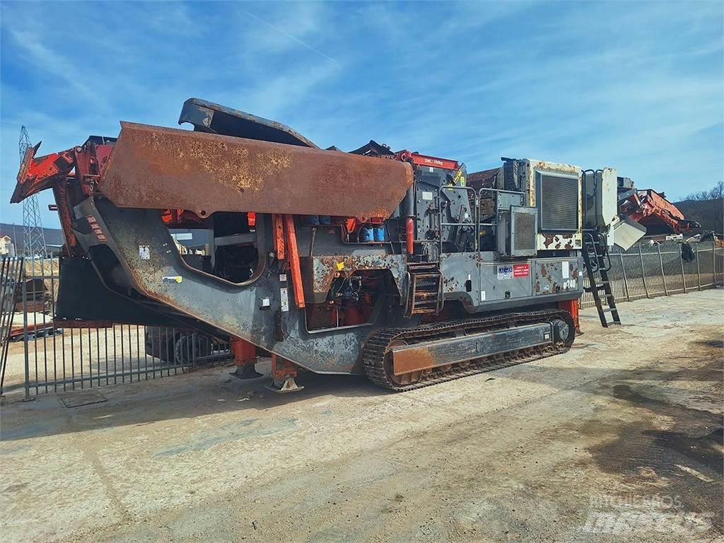 Sandvik QI 240 Mobiilimurskaimet