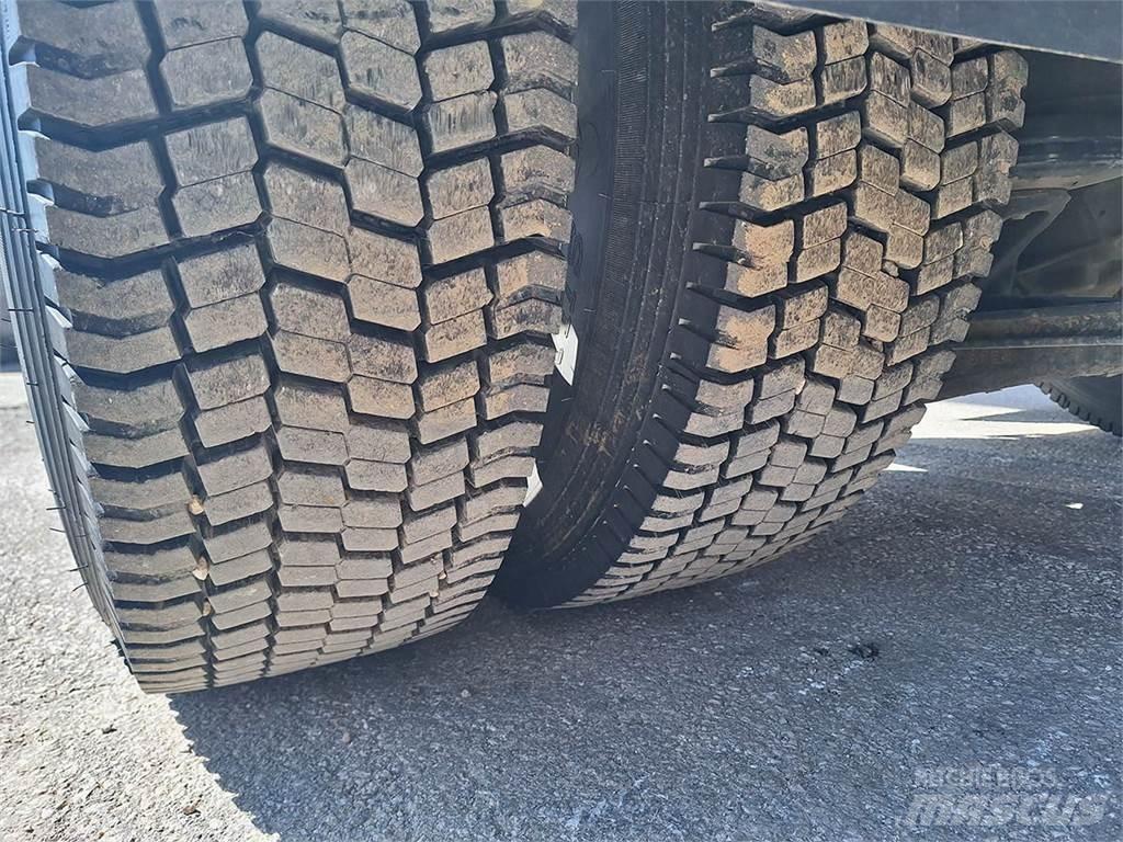 Volvo 460 Sora- ja kippiautot