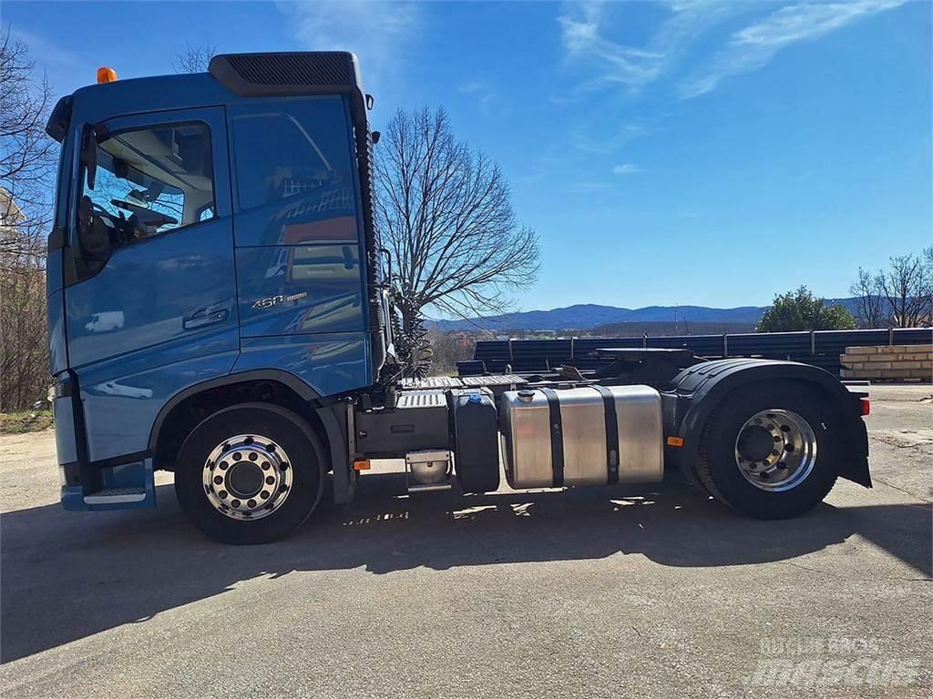 Volvo 460 Sora- ja kippiautot