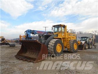 Volvo L330D Pyöräkuormaajat