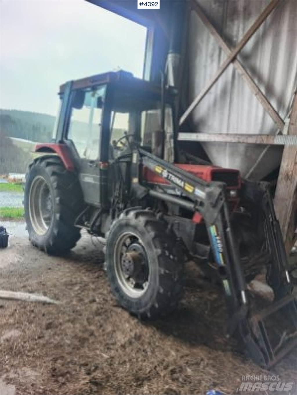 CASE 885XL Traktorit