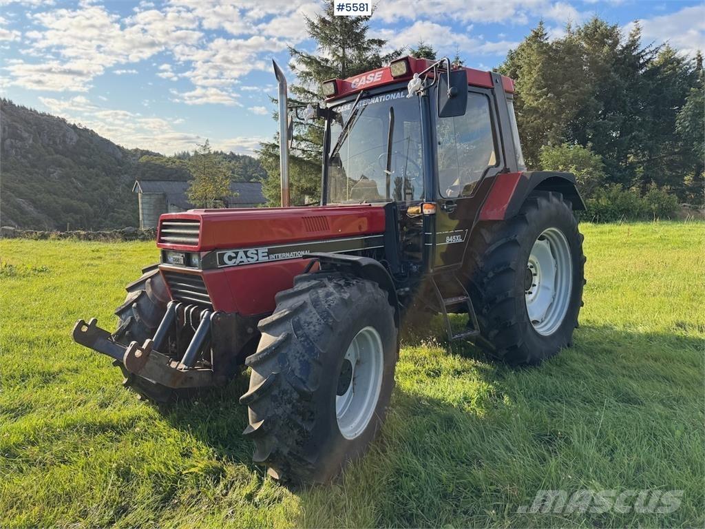 Case IH 845 XL Traktorit