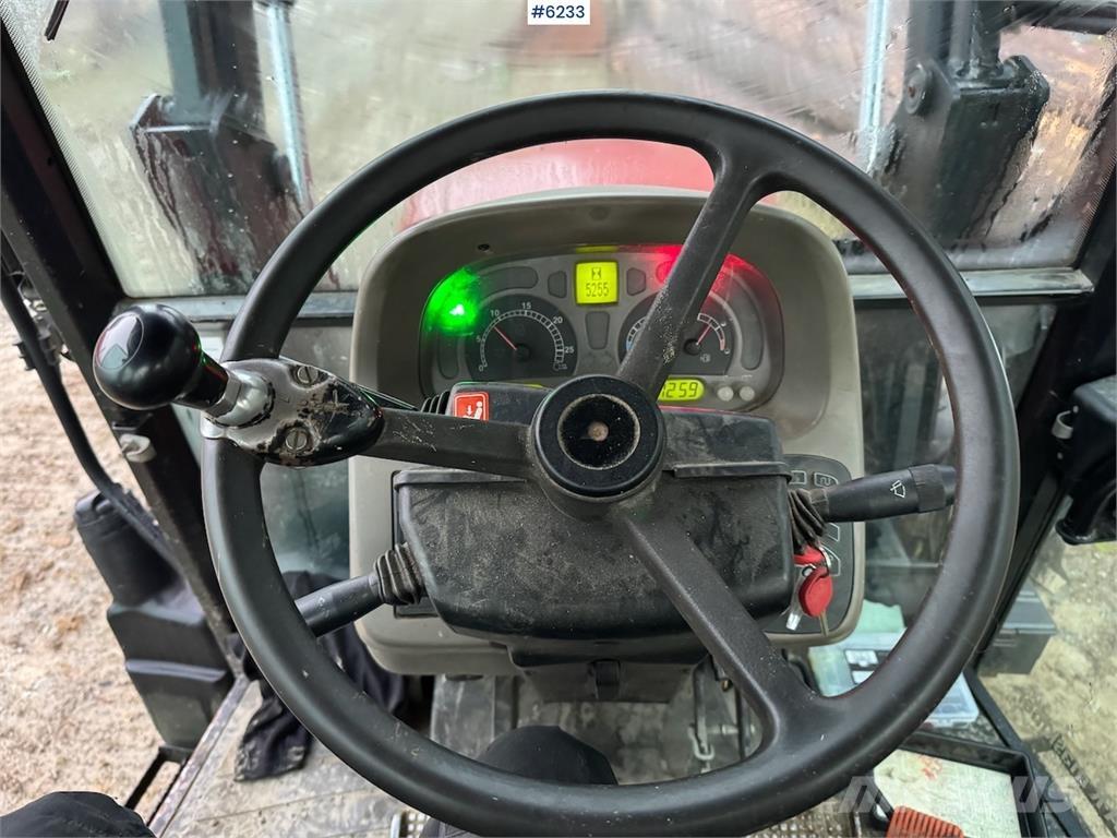 Case IH JXU 95 Traktorit