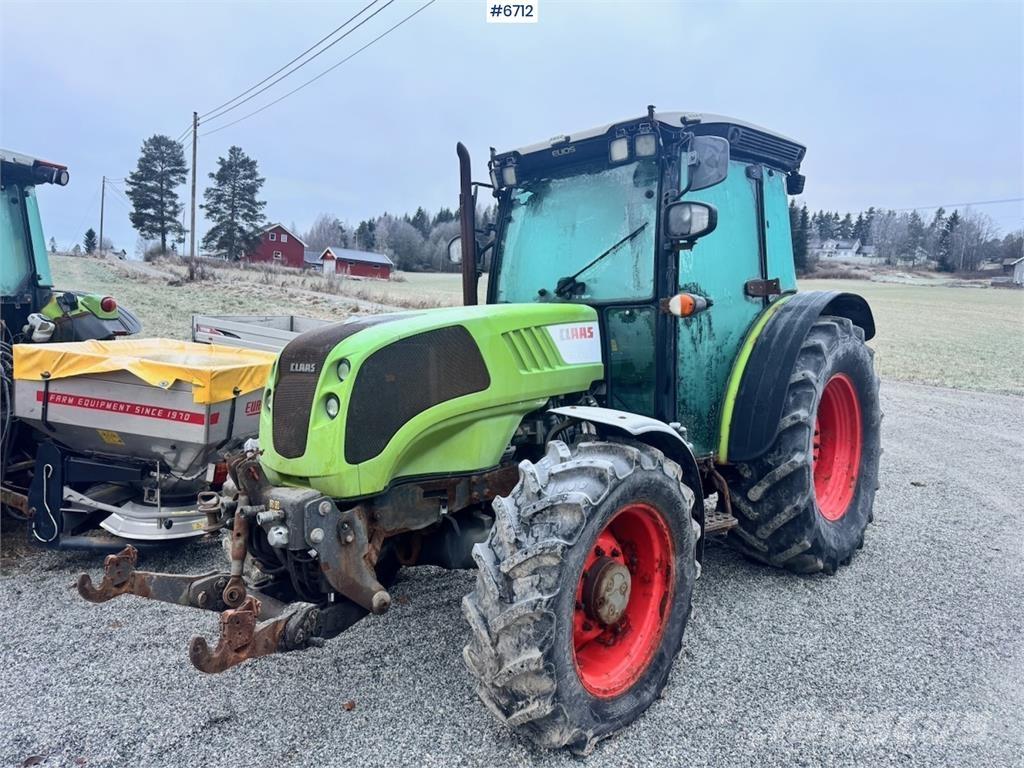 CLAAS 220 Traktorit