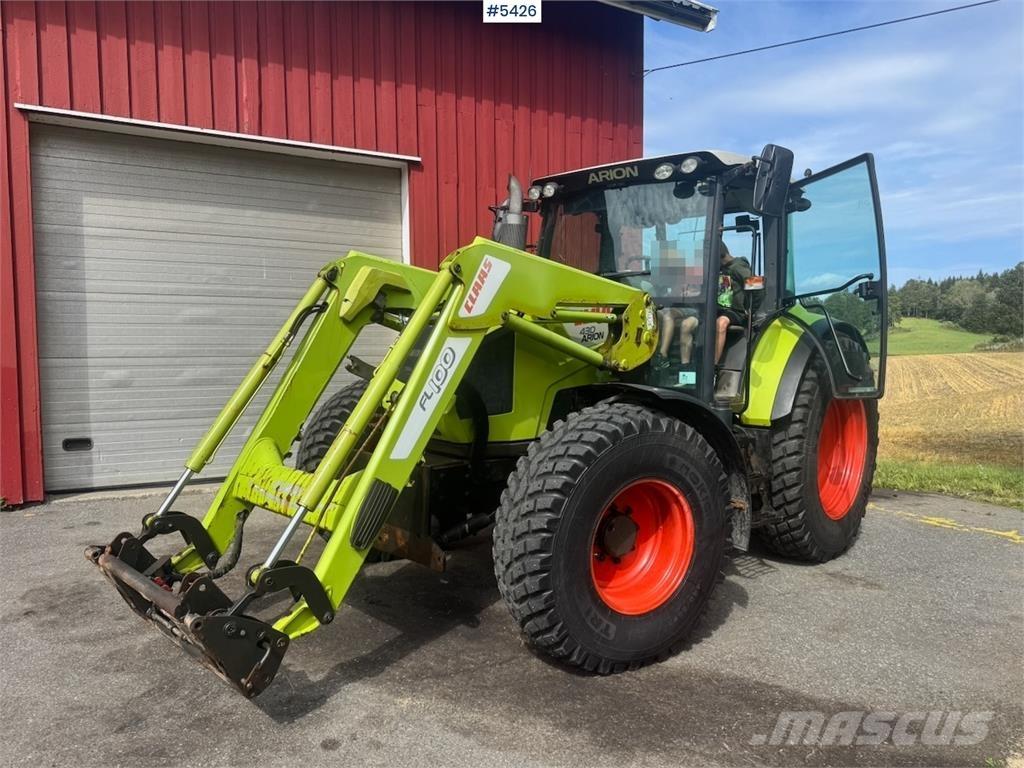 CLAAS Arion 430 Traktorit