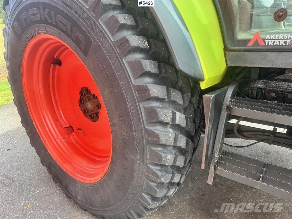 CLAAS Arion 430 Traktorit