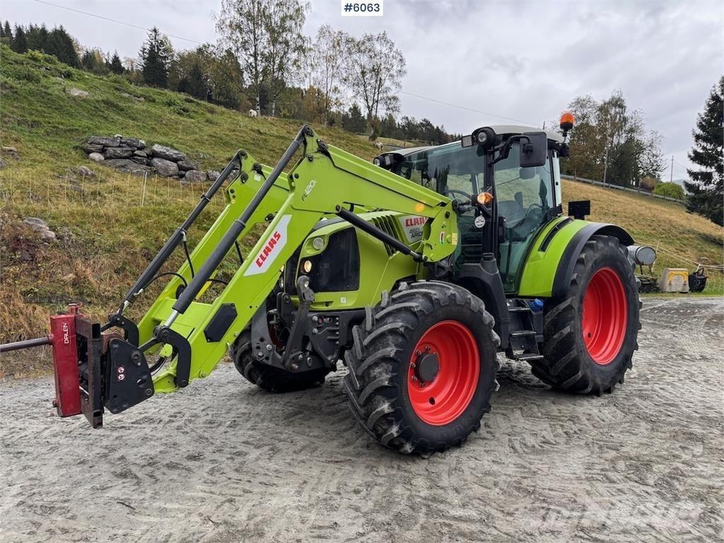 CLAAS Arion 460 Traktorit