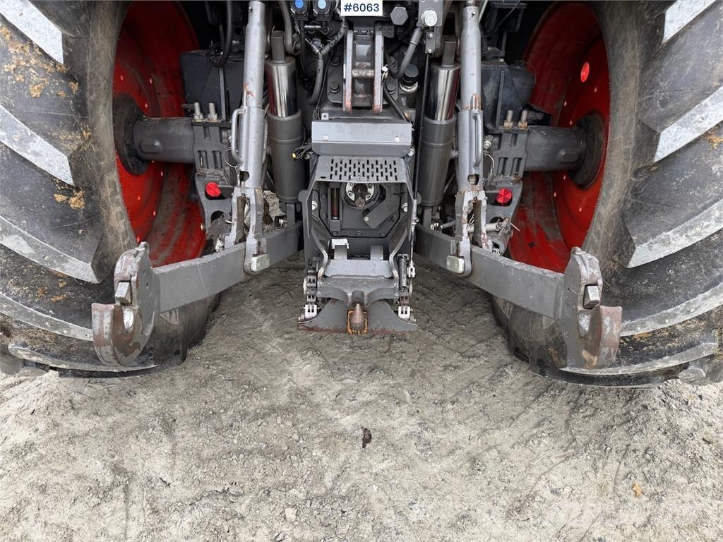 CLAAS Arion 460 Traktorit