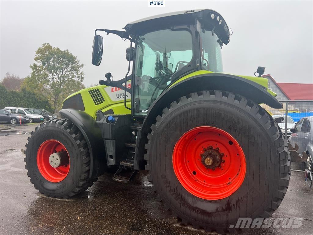 CLAAS Axion 830 Traktorit