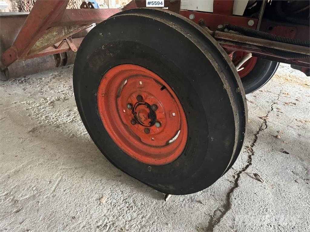 David Brown 885 Traktorit