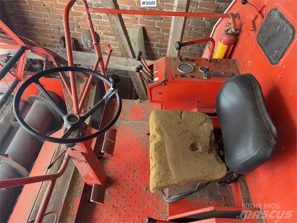 Deutz Fahr M900 Leikkuupuimurit