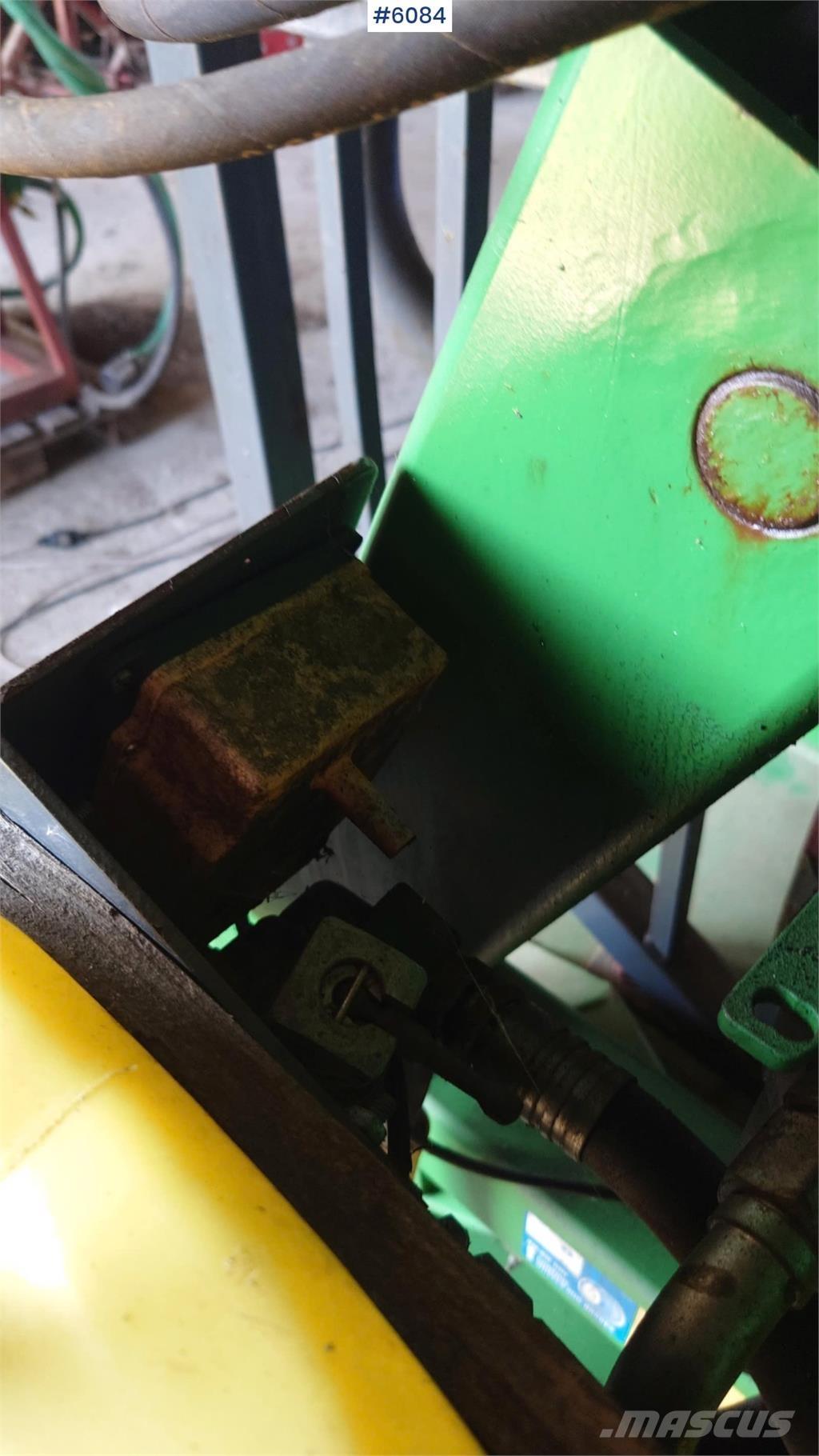 Farma T10 Puuperävaunut