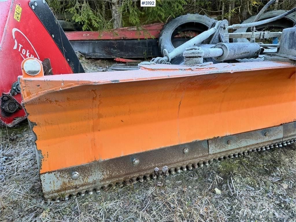 FMG Bakskjær Muut tie- ja lumikoneet