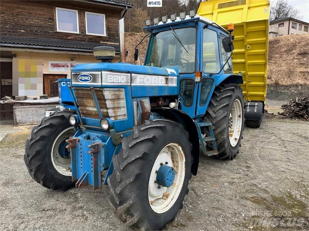 Ford 8210 Traktorit