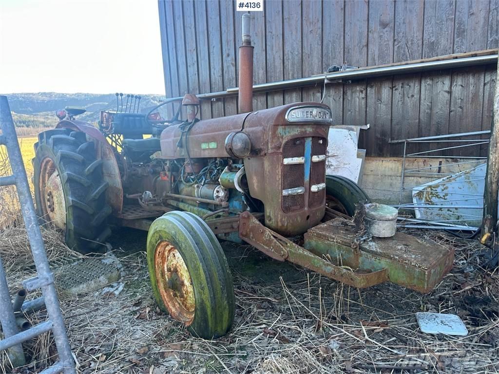 Ford Super Dexta Traktorit