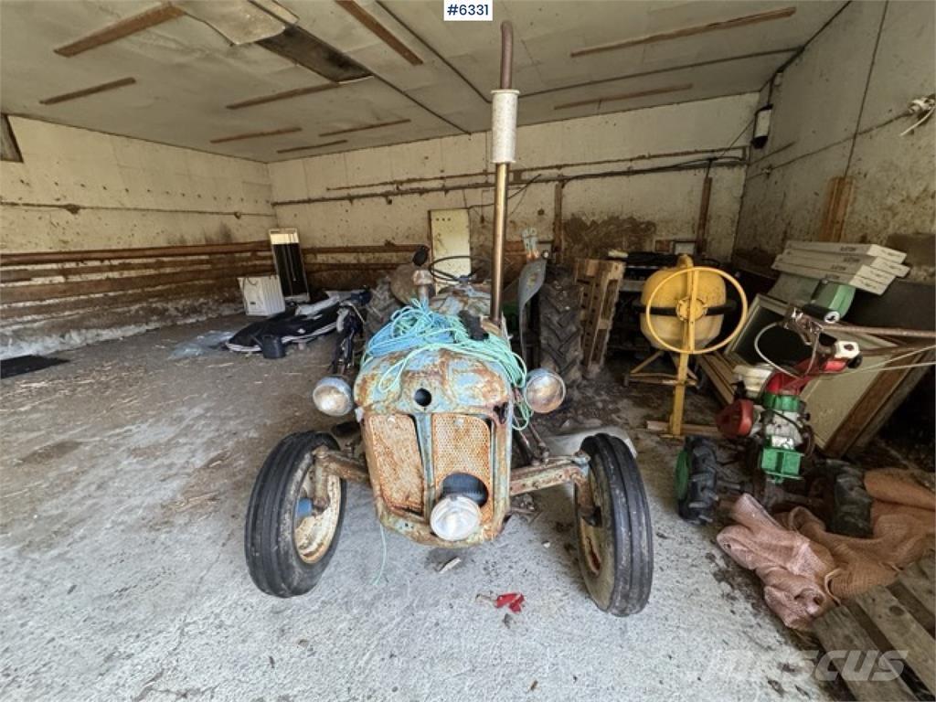 Fordson Dexta Traktorit