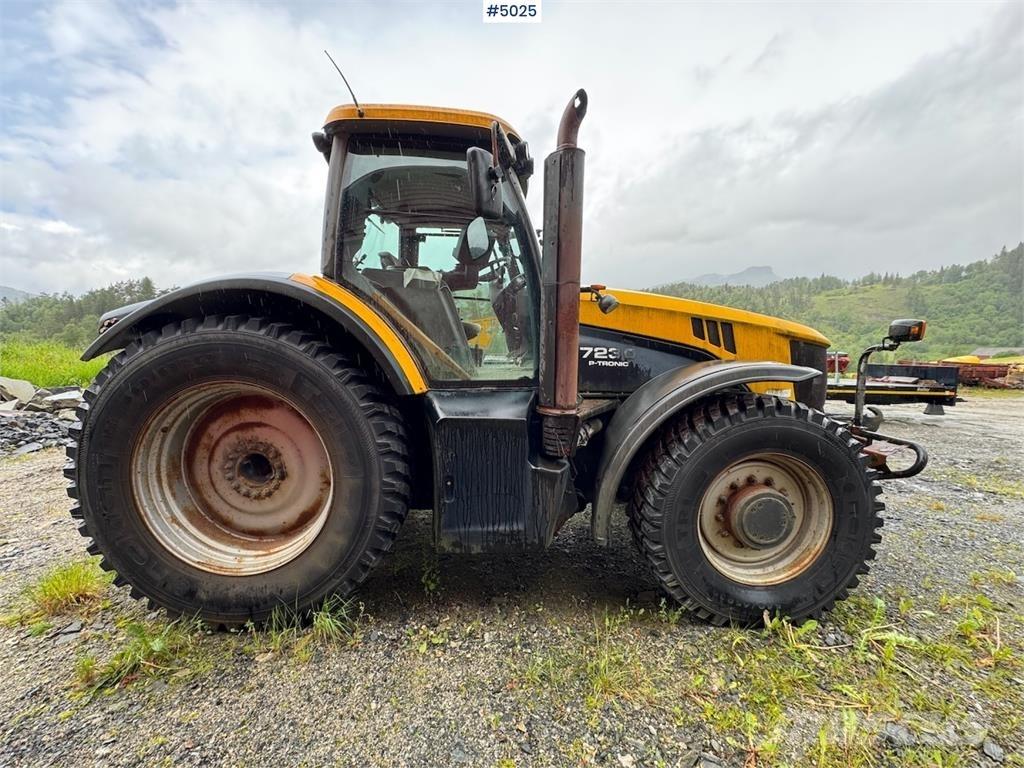 JCB Fastrac 7230 Traktorit