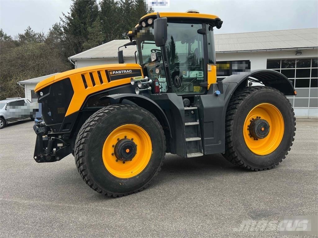 JCB Fastrac 8330 Traktorit