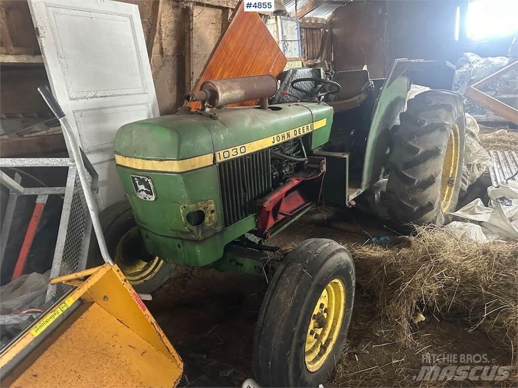John Deere 1030 Traktorit