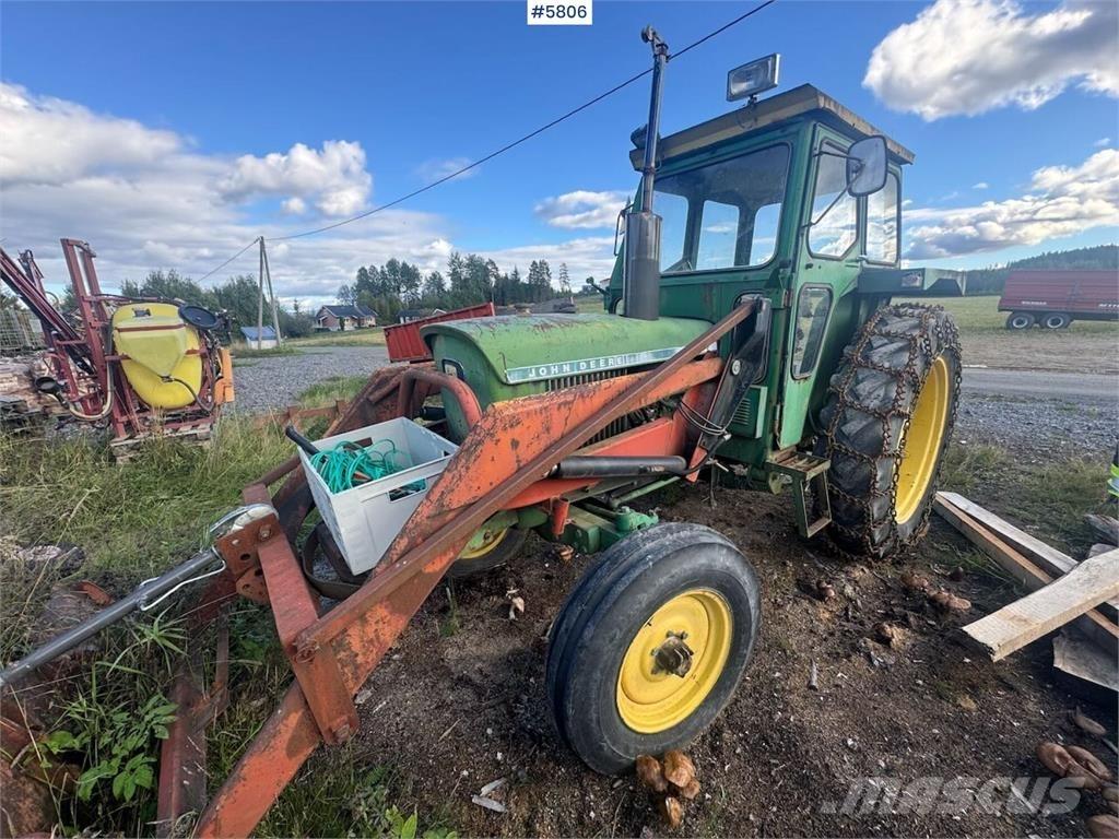 John Deere 2130 Traktorit