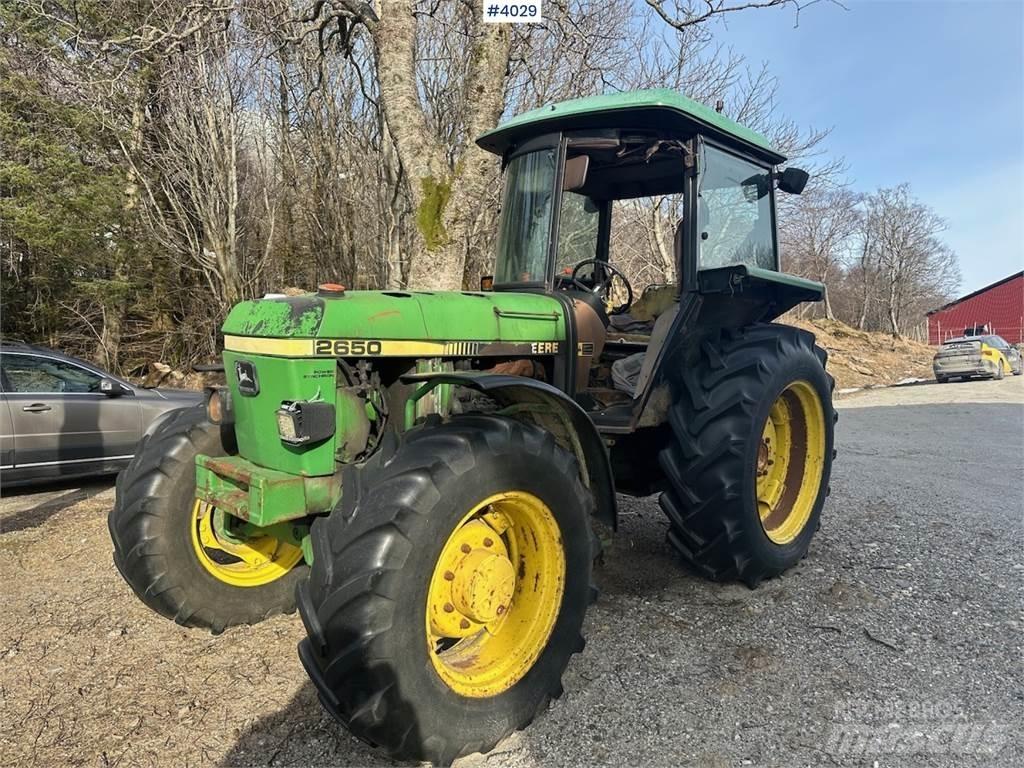 John Deere 2650 Traktorit