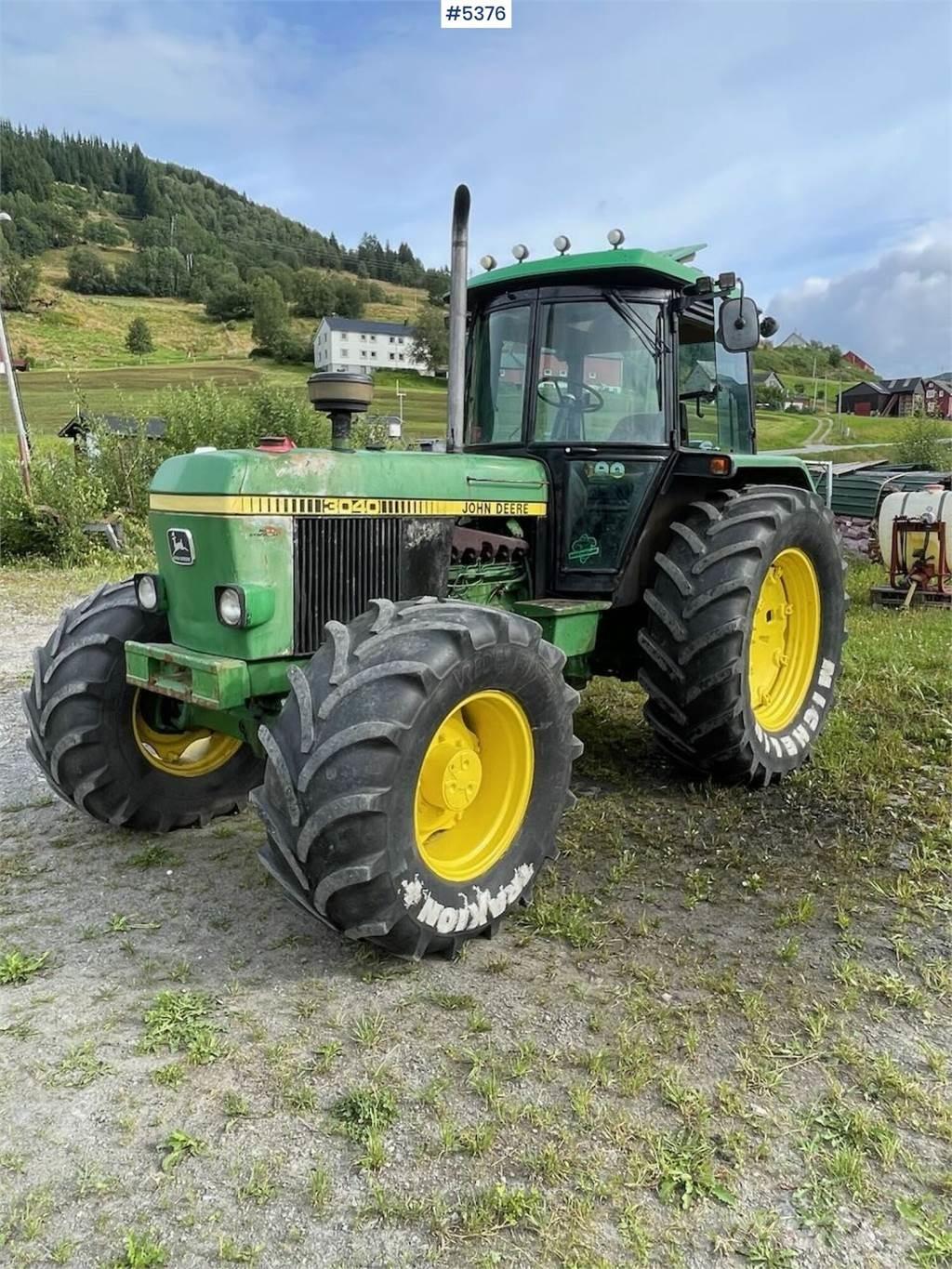 John Deere 3040HL Traktorit