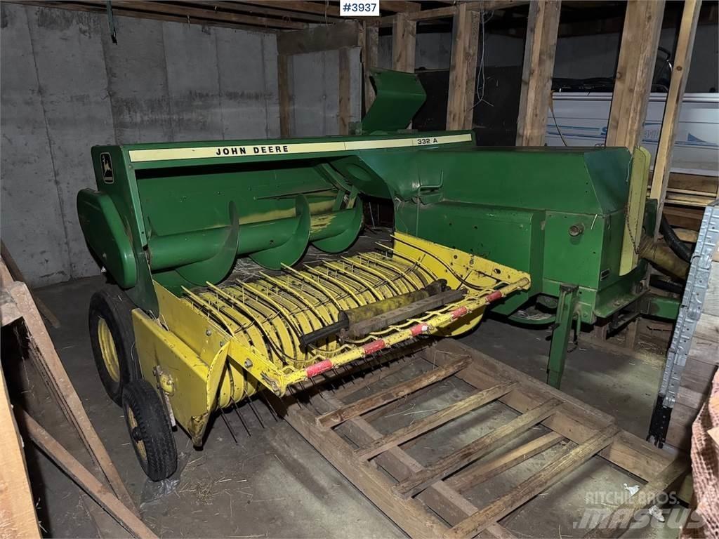 John Deere 332 A Muut sadonkorjuukoneet