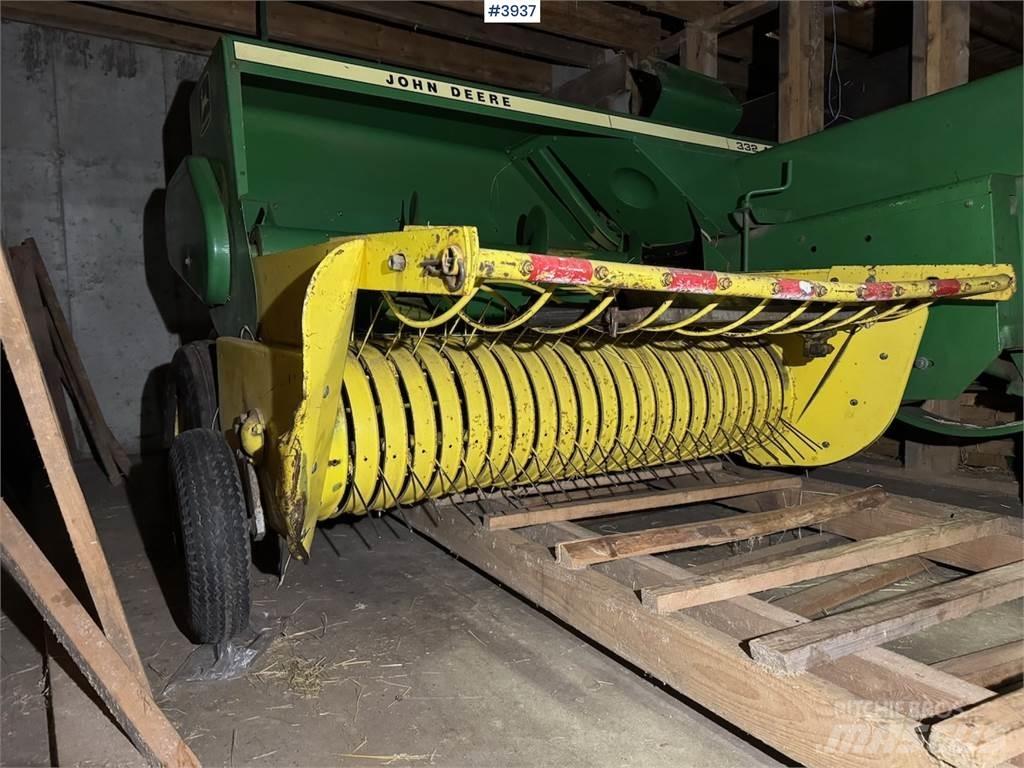 John Deere 332 A Muut sadonkorjuukoneet