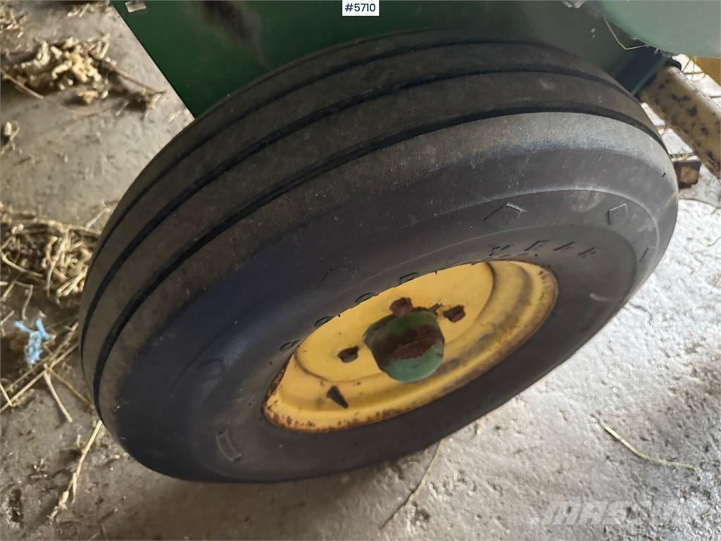 John Deere 336 Muut sadonkorjuukoneet