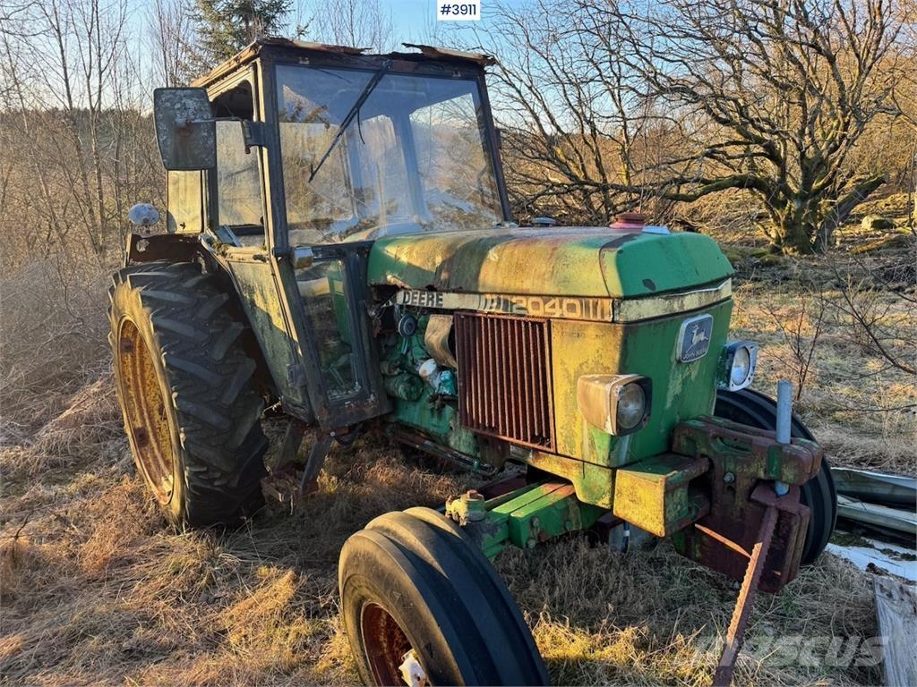 John Deere 4x2 Traktorit