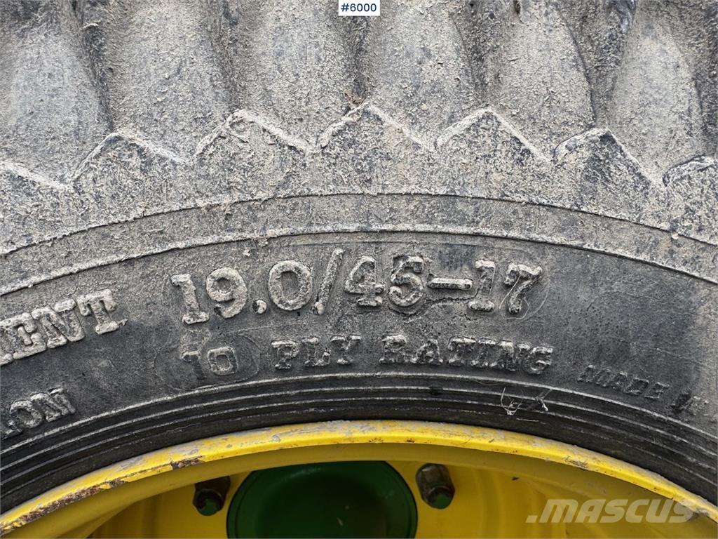 John Deere 590 Muut sadonkorjuukoneet