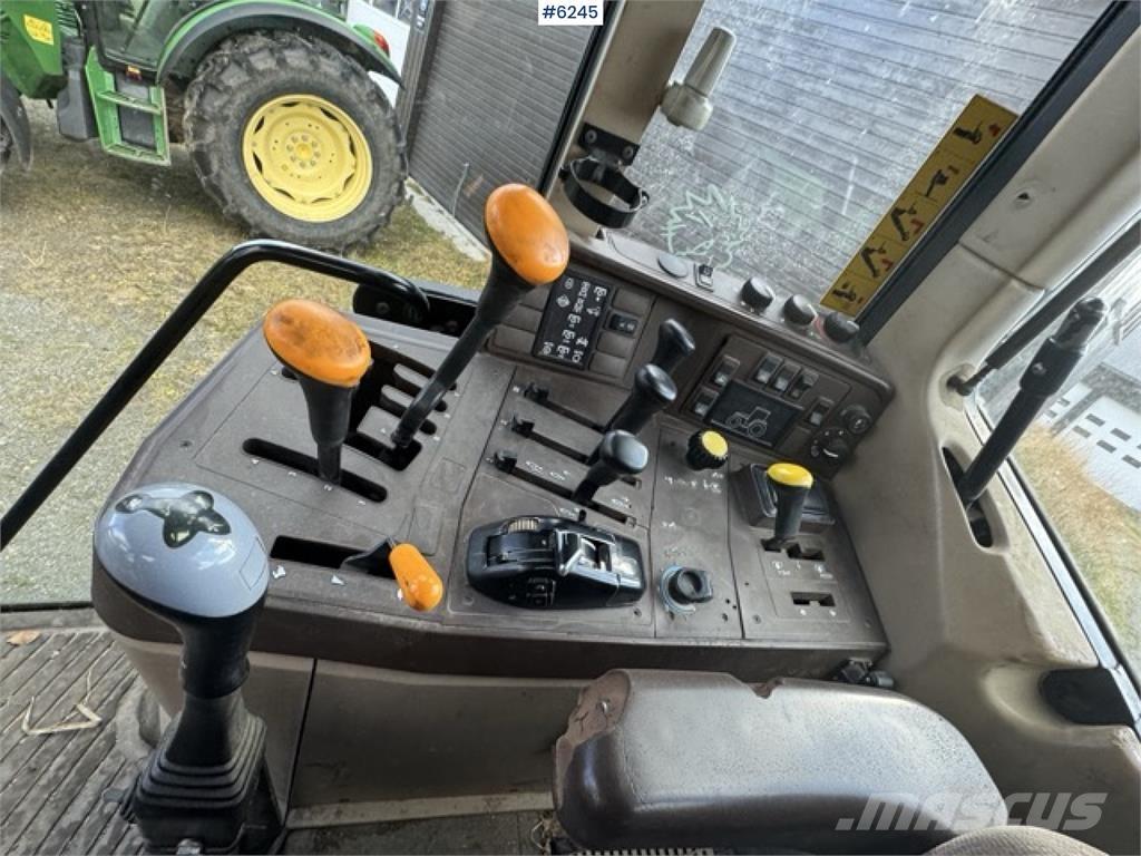 John Deere 6310 Traktorit