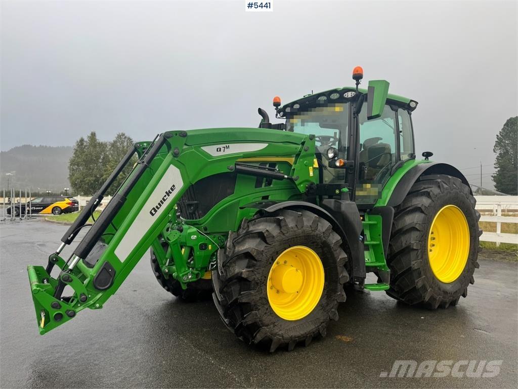 John Deere 6R 215 Traktorit