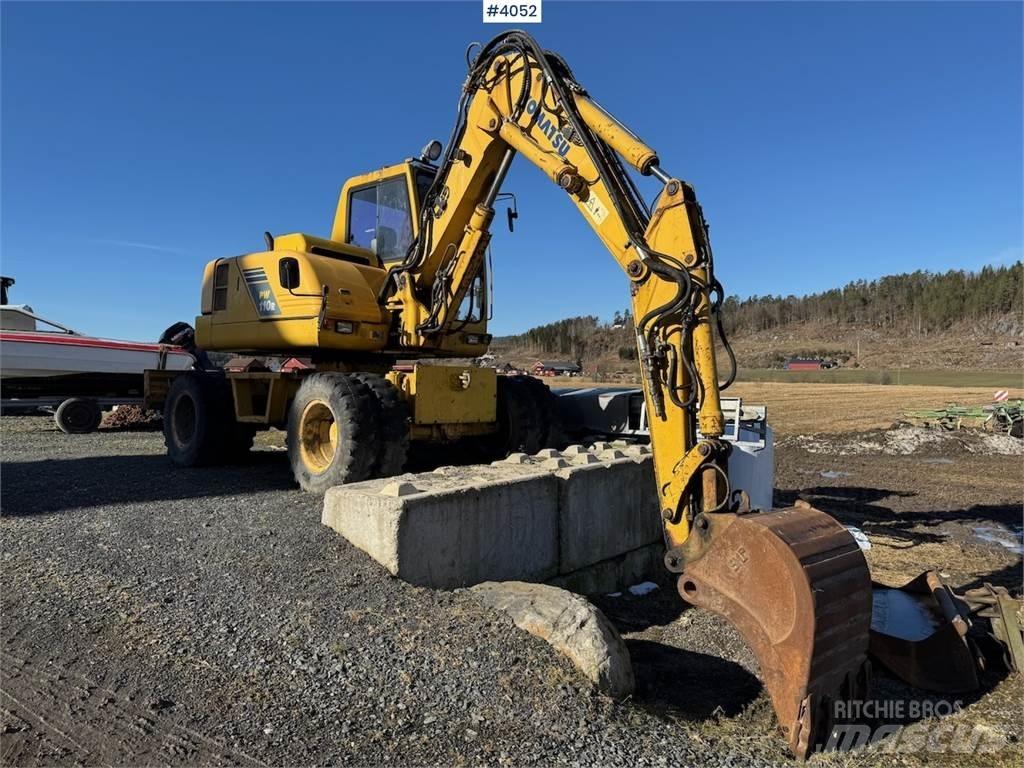 Komatsu PW 110R Telakaivukoneet
