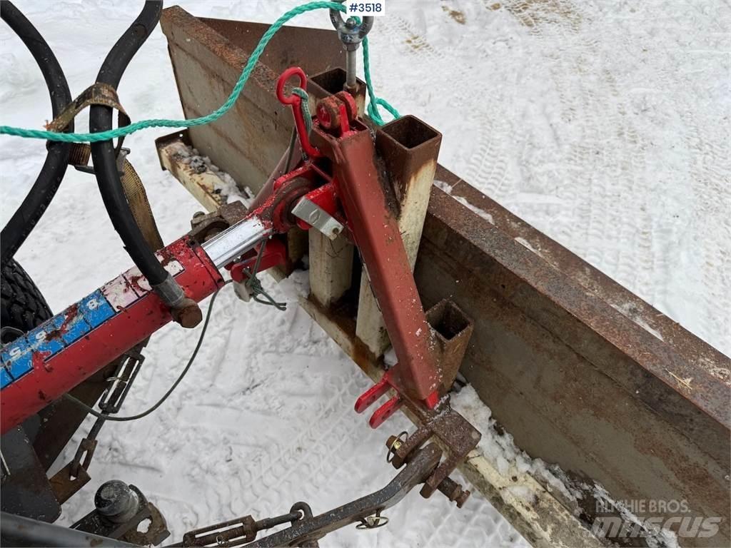 Kubota B1700 Traktorit